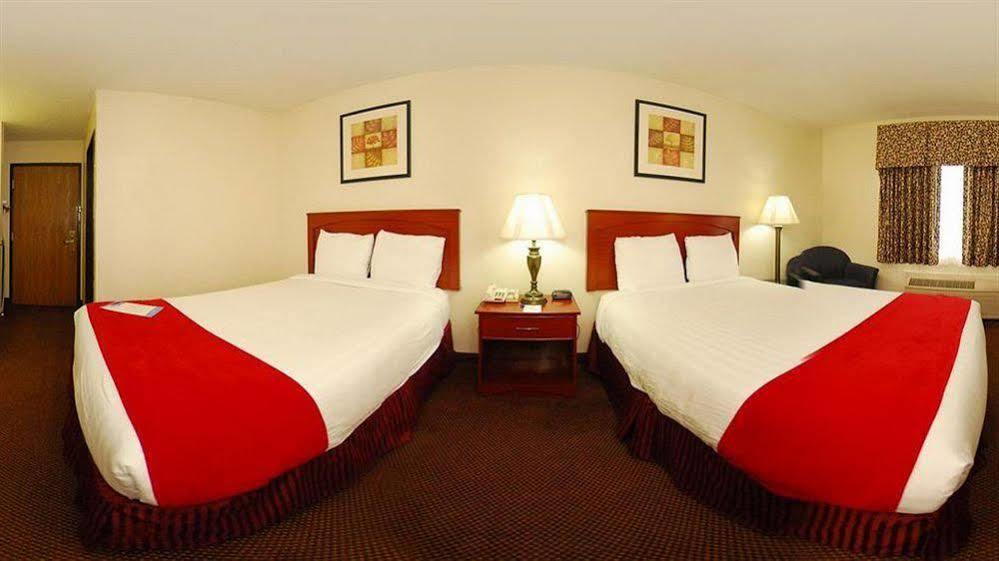 La Quinta By Wyndham Jackson Hotel Exterior photo